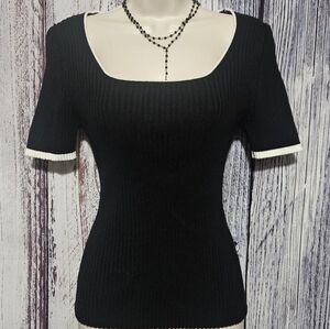 Zesica Cute Ribbed Colorblock Top (Black)